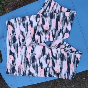Lululemon Athletics Wunder Under Wamo Camo low rise cropped capris